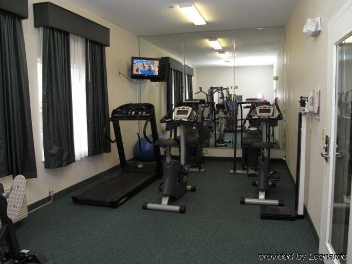 La Quinta By Wyndham Rosenberg Hotel Facilities photo