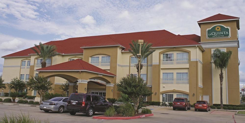 La Quinta By Wyndham Rosenberg Hotel Exterior photo